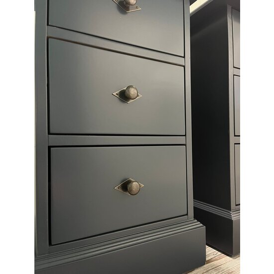 123schrank Ausstellungsstück Nachttisch Parma - 38x27x62(H) cm - RAL 7016