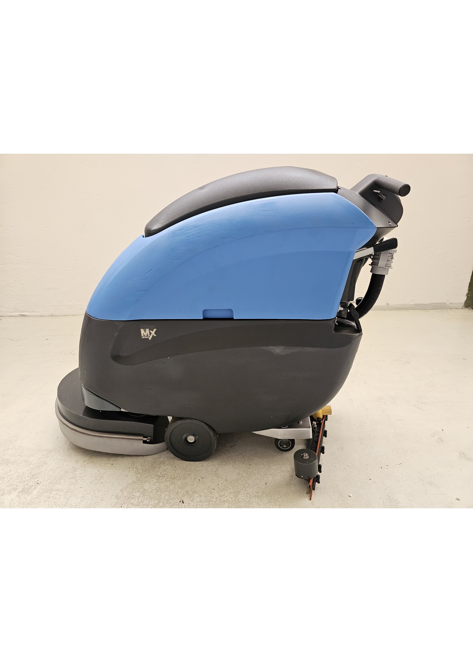 Fimap S.p.A. Fimap MX 50 BT – Nachläufer-Scheuersaugmaschine (inkl. Ladegerät & Batterie, 386 h)