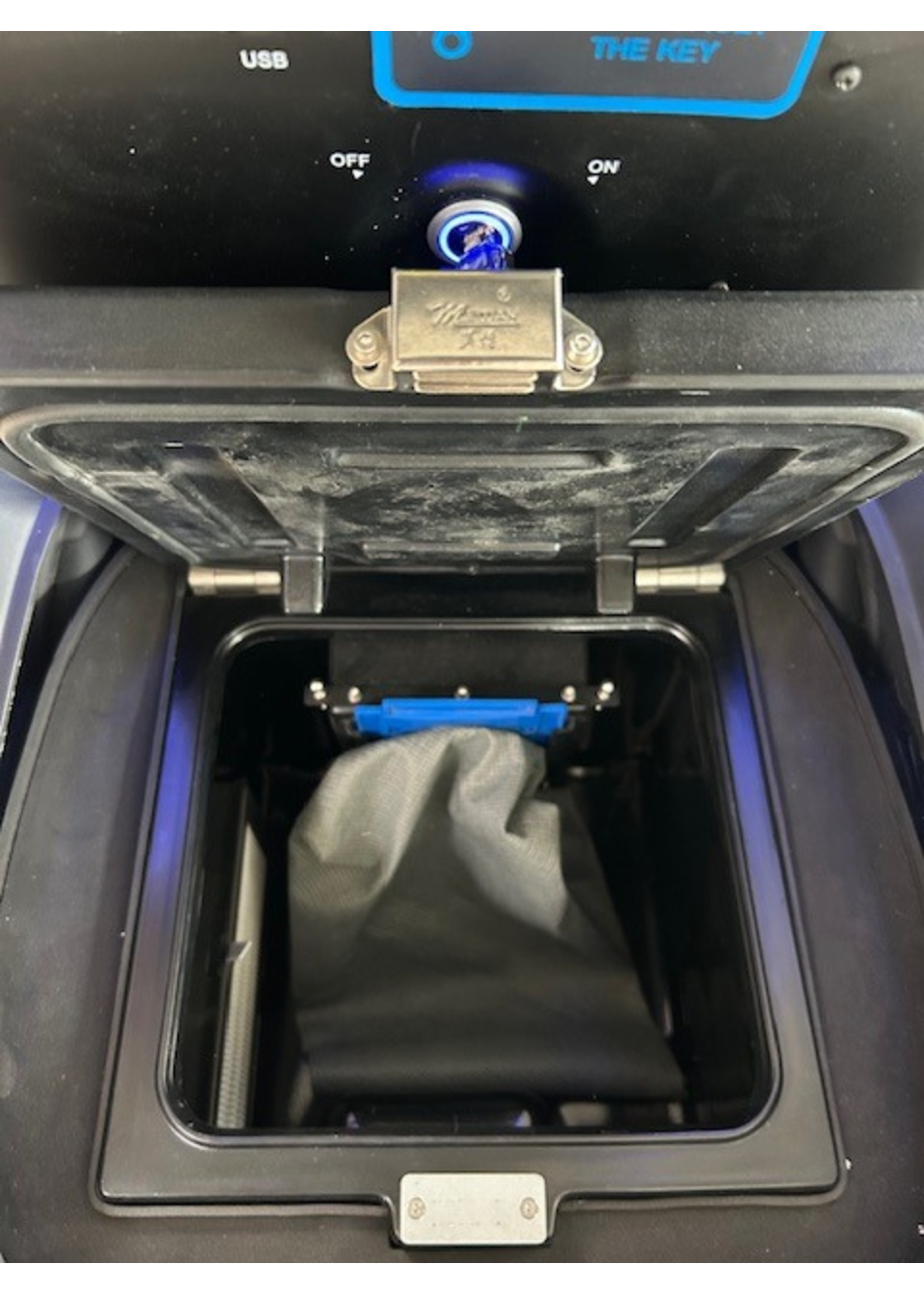 Gausium Gausium Vacuum 40 – Autonomer Saugroboter (gebraucht, Baujahr 2021)