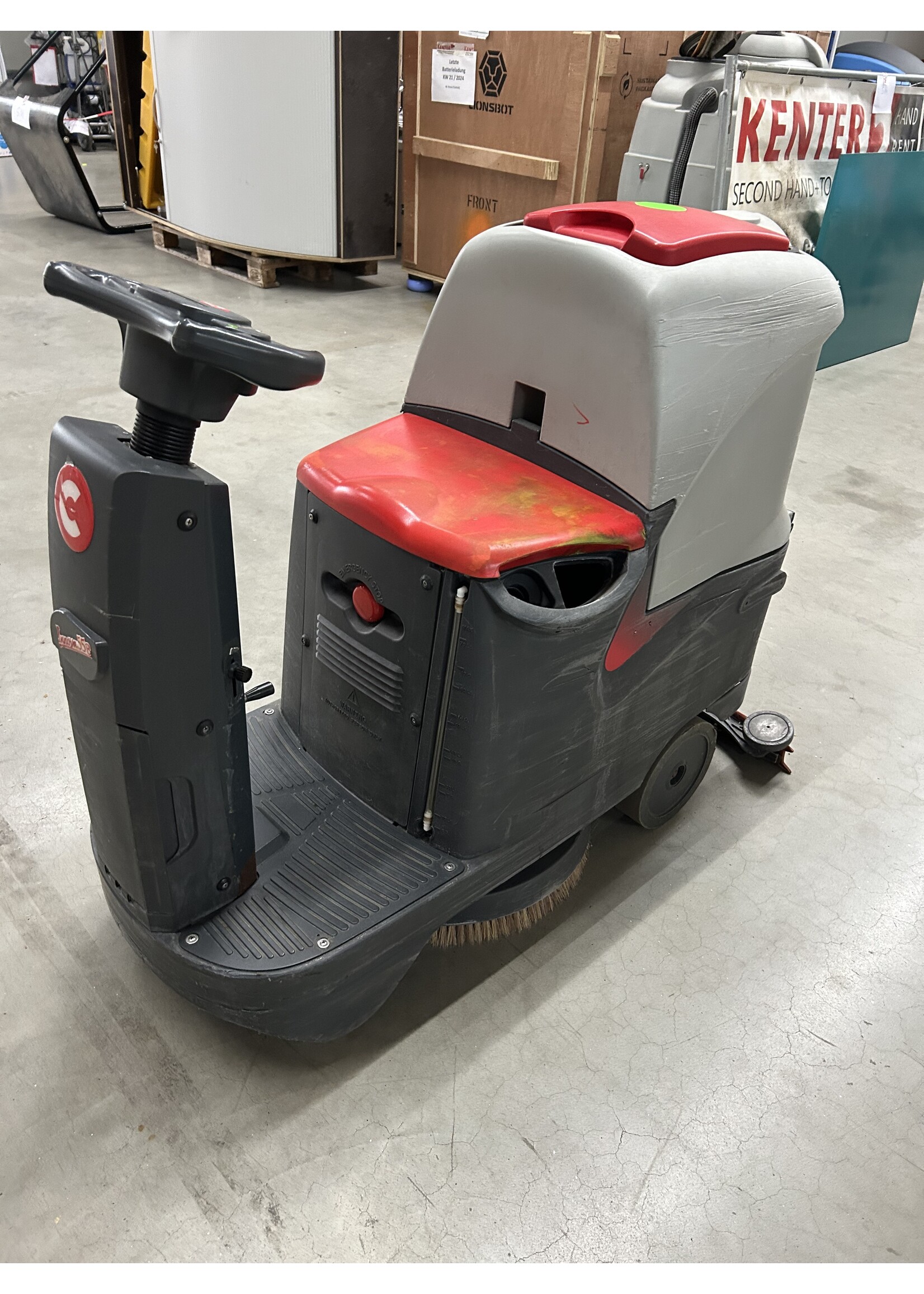 Comac S.p.A. Comac Innova 55 B – Aufsitz-Scheuersaugmaschine (reparaturbedürftig)