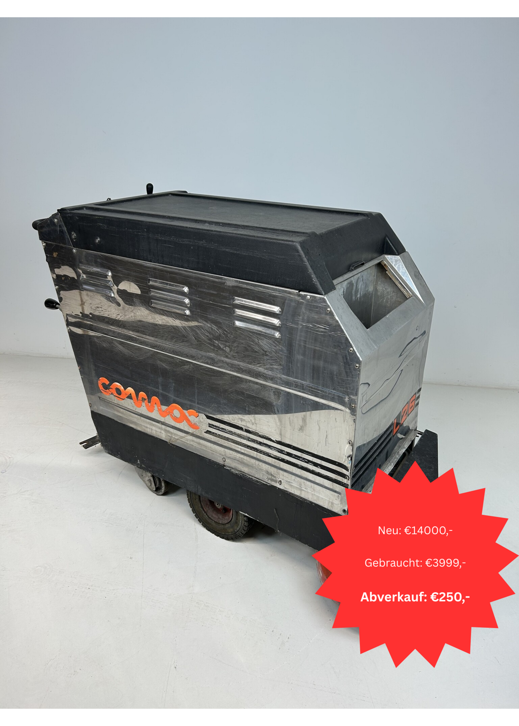 Comac S.p.A. Comac L26 – Nachläufer-Scheuersaugmaschine (reparaturbedürftig)