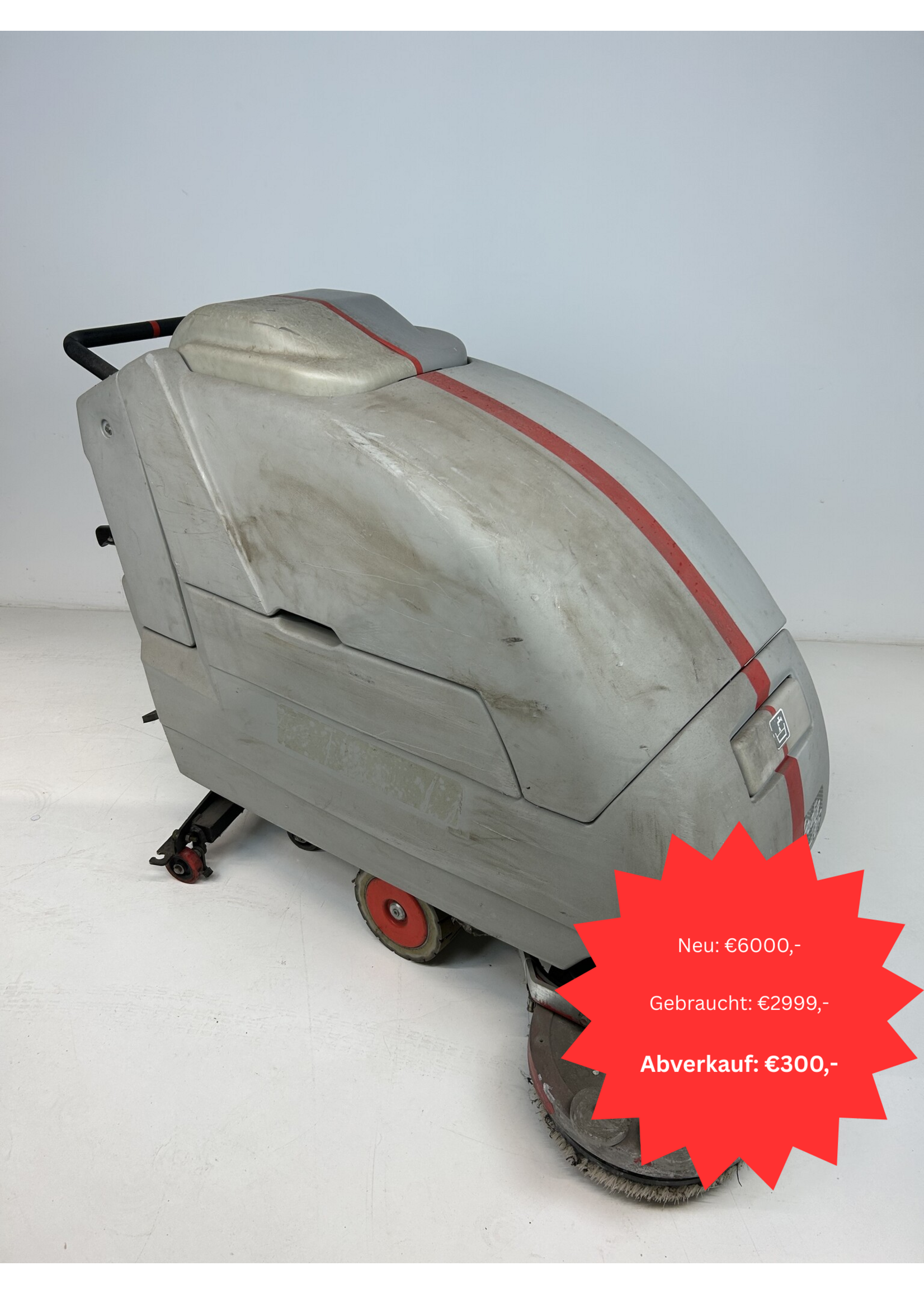 Comac S.p.A. Comac Media 26 – Nachläufer-Scheuersaugmaschine (reparaturbedürftig)