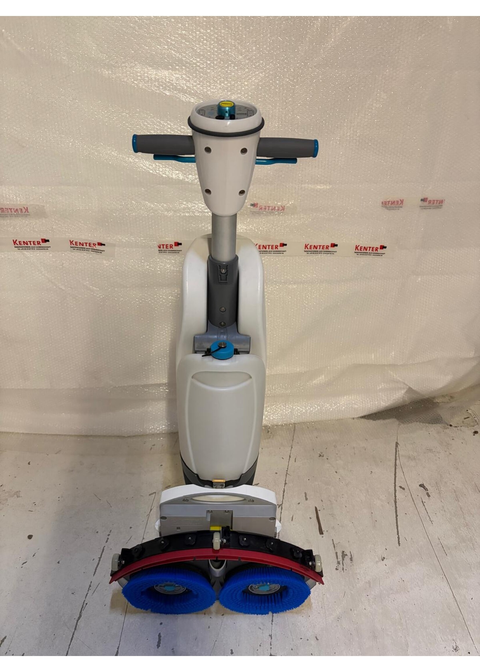 i-team Global B.V. i-Mop XL Plus – kompakte Scheuersaugmaschine (generalüberholt)