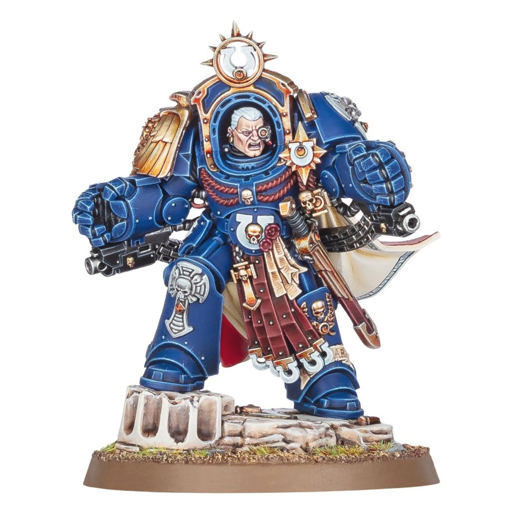 Warhammer: 40.000 Space Marines: Ultramarines - Marneus Calgar In Armour Of Antilochus
