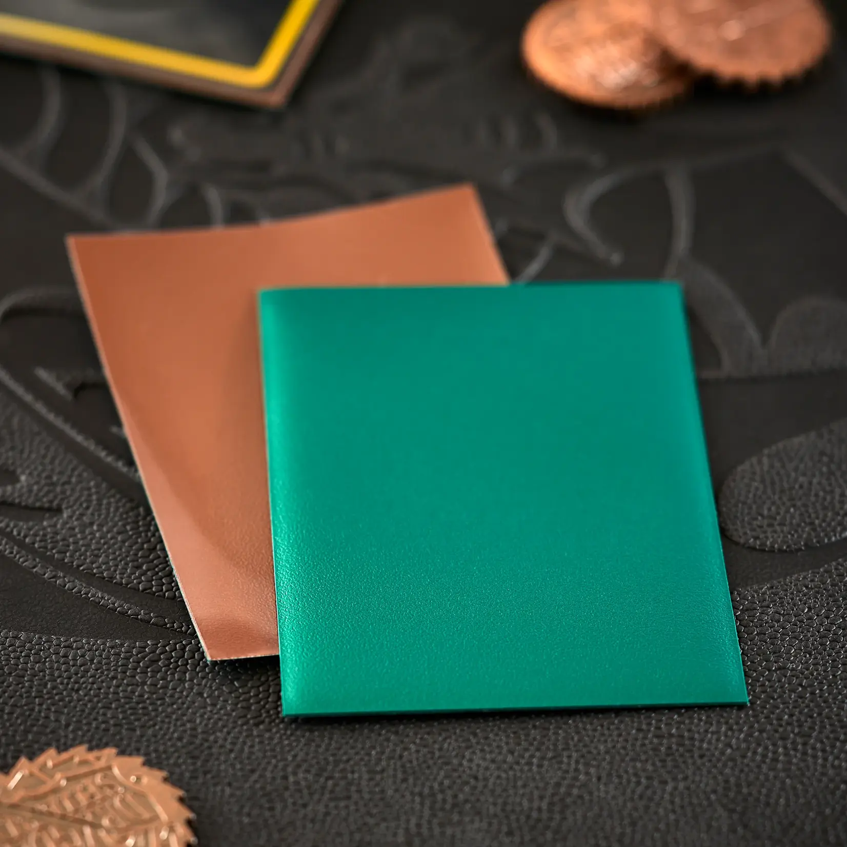 DRAGON SHIELD Dragon Shield Sleeves - Standard size - Matte Dual - Power & Copper (100 Sleeves)