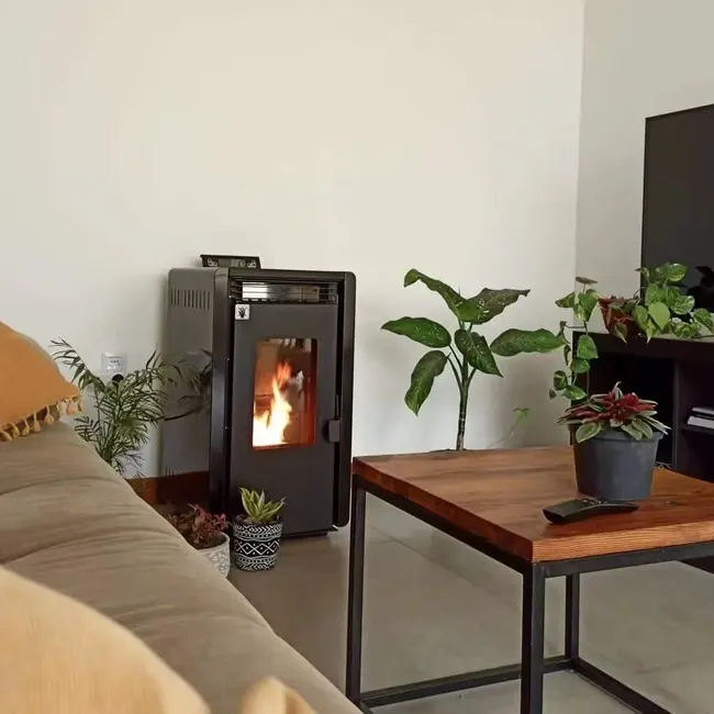 Quality Heating Poêle à granulés - 6kW - pour 40-60 m² - 5 niveaux - minuterie - CR10-2