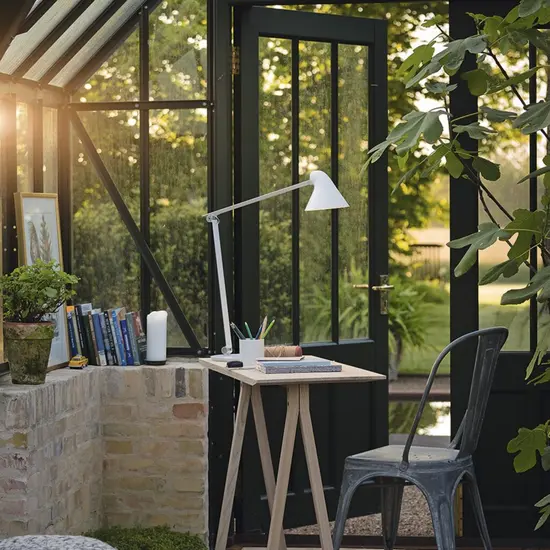 Louis Poulsen NJP Tafel