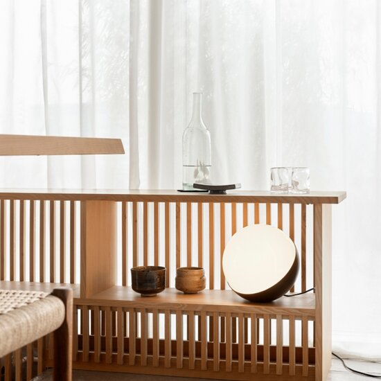 Louis Poulsen vl studio tafel