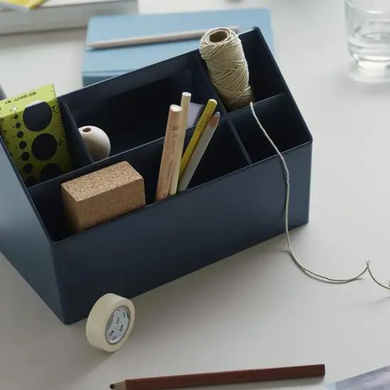 Muuto muuto sketch toolbox midnight blue