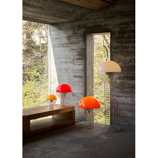 Verpan verpan wire table lamp 30 cm. chrome/ red