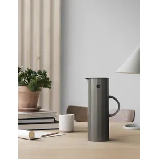 stelton EM77 thermoskan bark 1L.