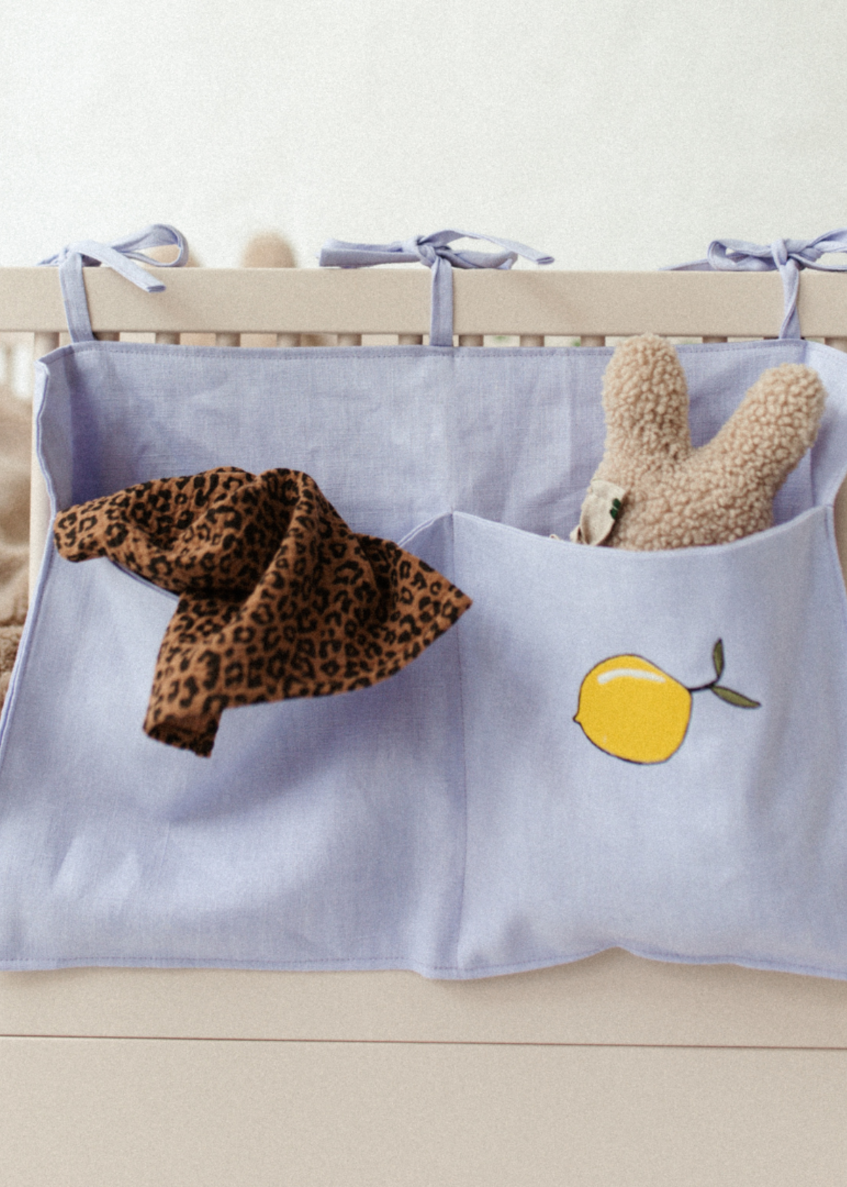 Atelier Pomme Hang in there organizer Lila - Atelier Pomme