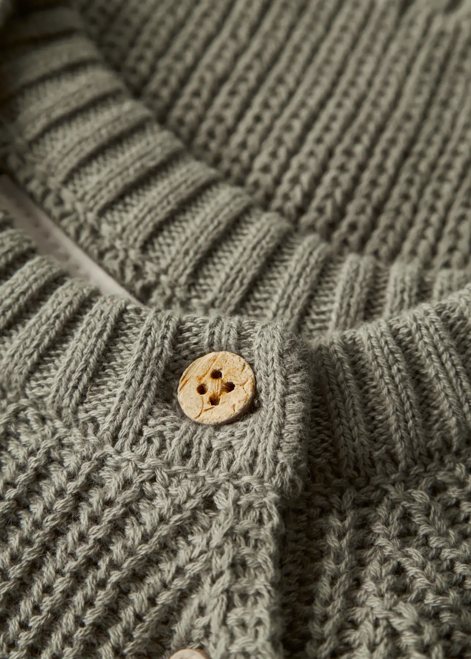 Lil Atelier Emlen emb LS knit | Overland trek - Lil atelier