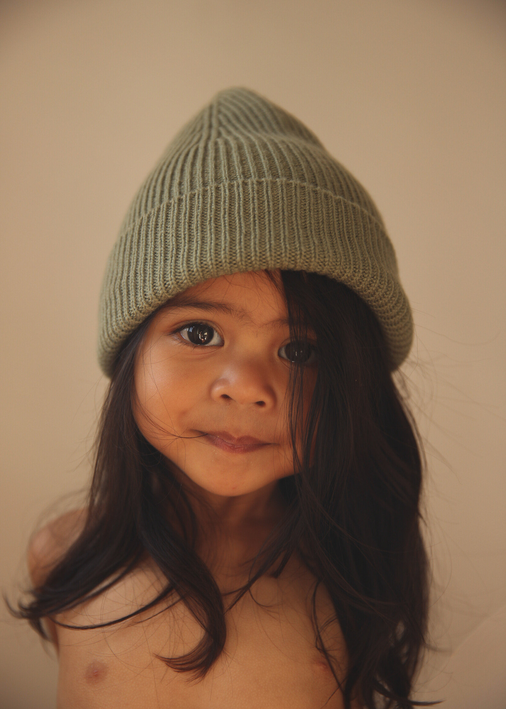 HVID Beanie Fonzie kids Artichoke - Hvid