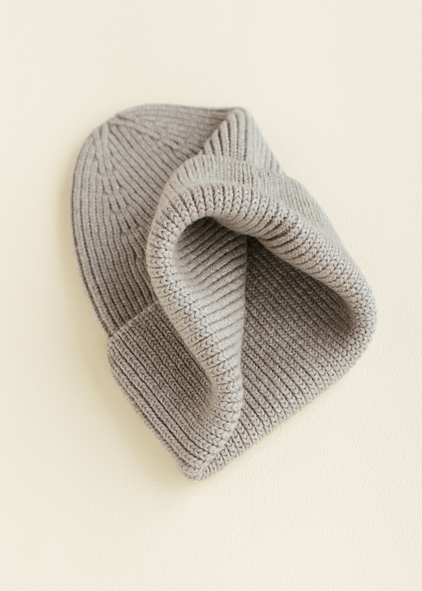 HVID Beanie Fonzie newborn pebble (0-6 mnd) - Hvid