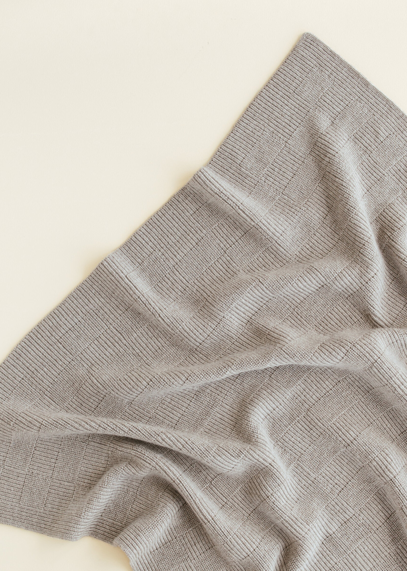 HVID Blanket Ivy Pebble - Hvid