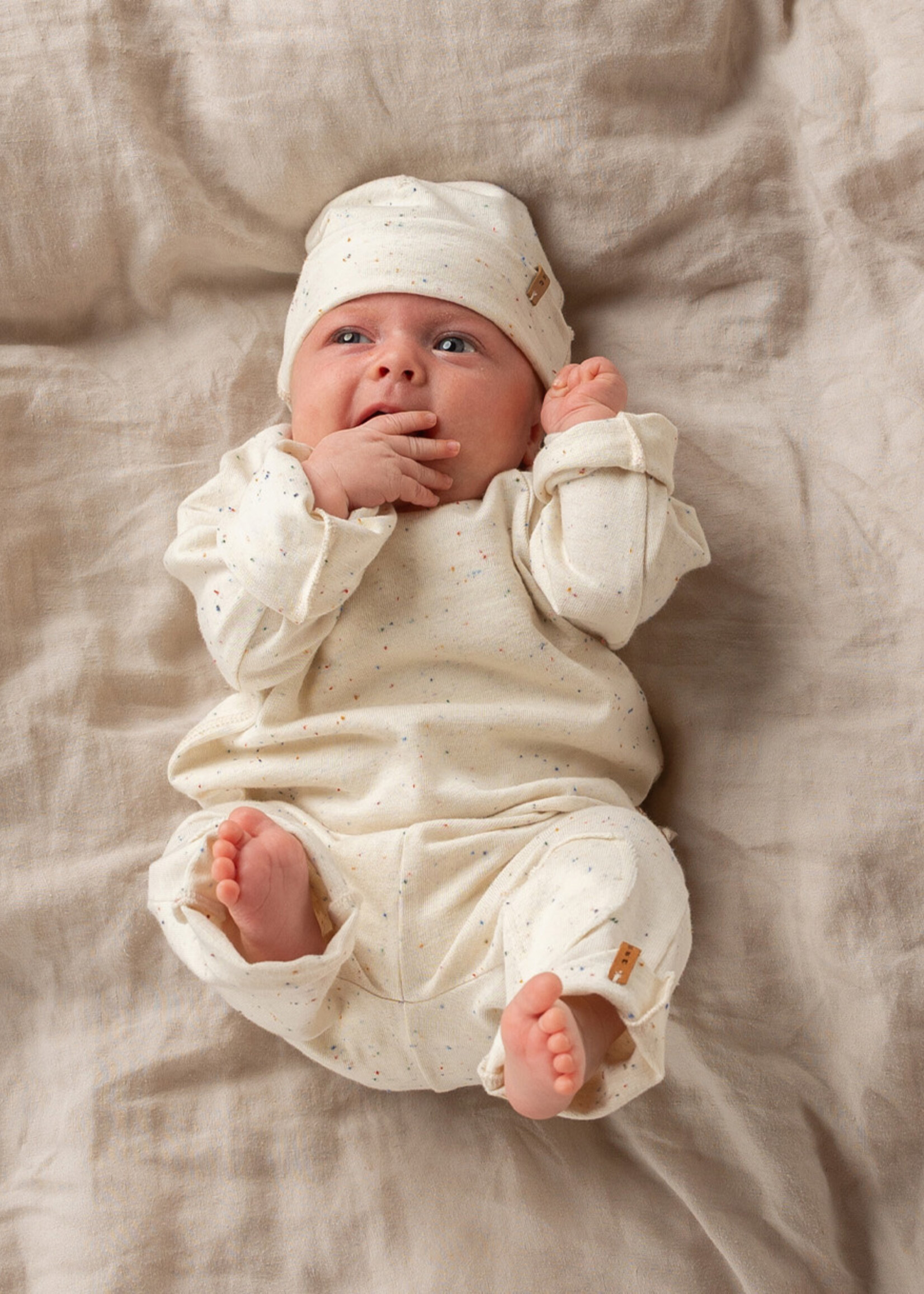 Nixnut Sim knit Ecru speckle - Nixnut