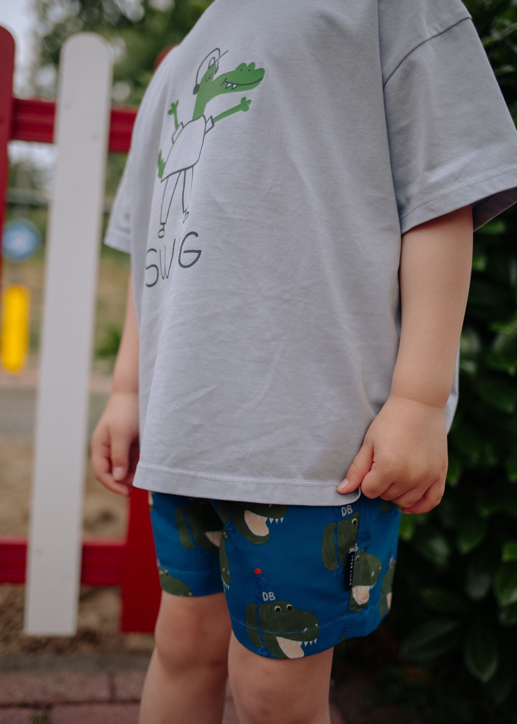 Daily Brat Swag tshirt Dapple grey  - Daily Brat