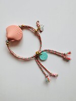 By Melo Armbandje schelp lichtroze  - By melo