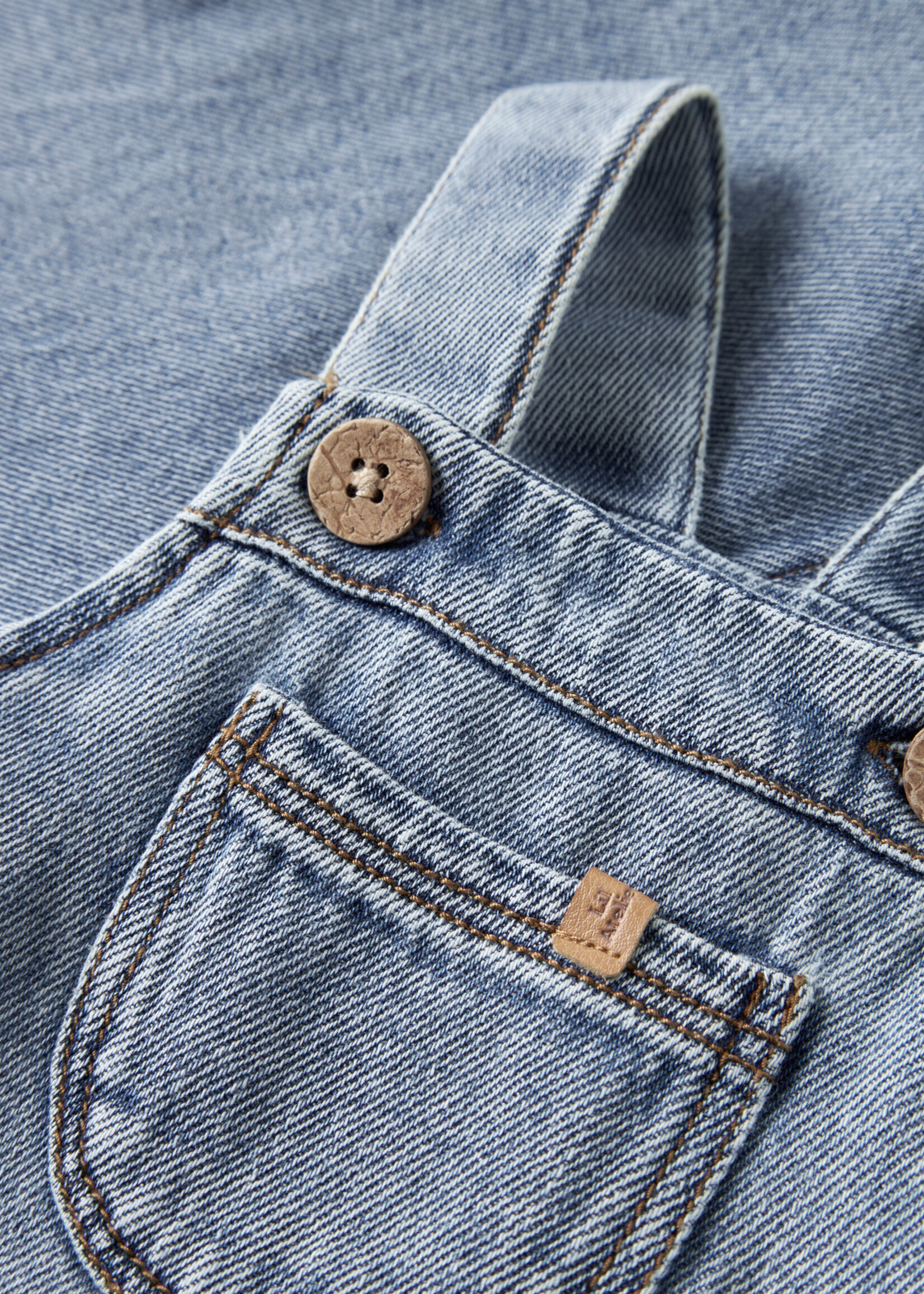 Lil Atelier Karole loose dnm overall | Medium blue denim - Lil Atelier