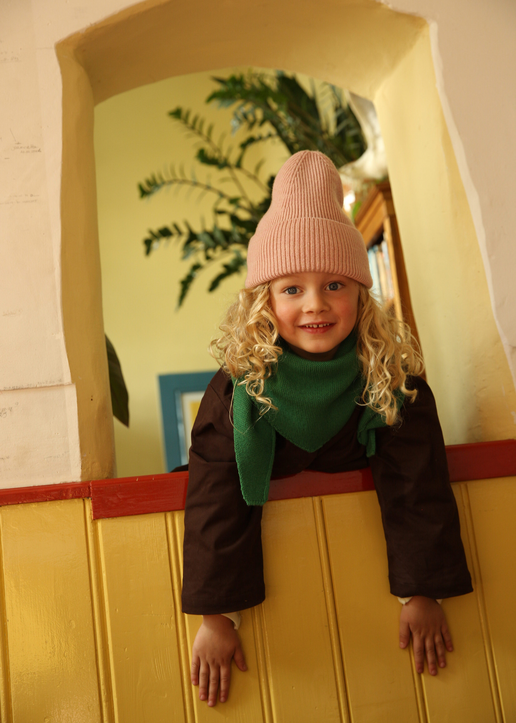 HVID Beanie Fonzie kids Powder - Hvid