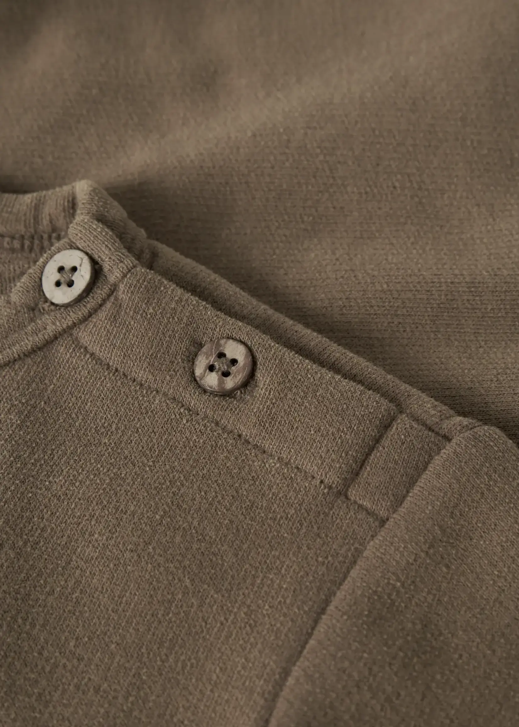 Lil Atelier London rea ls loose sweat/ teak - Lil Atelier
