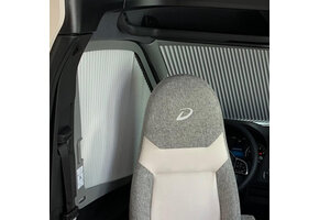 Remifront 4 Mercedes Sprinter VS30 >2019 Zijraam L met Instapgreep