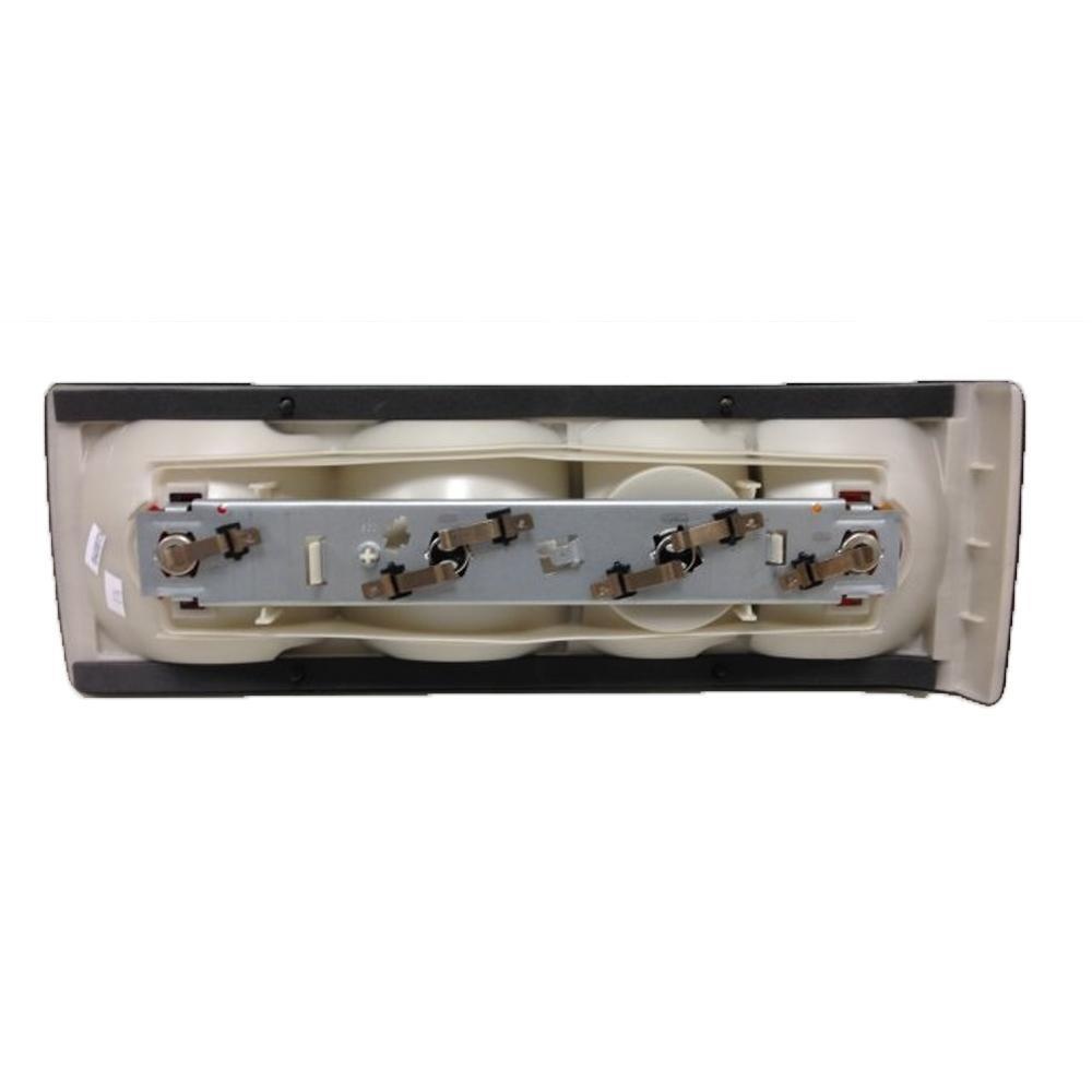 Britax Achterlicht Rem/ Knipper/ Mist/ Achteruitrij 4-Vaks Inbouw L/R Britax Achterlicht Rem/ Knipper/ Mist/ Achteruitrij 4-Vaks Inbouw L/R