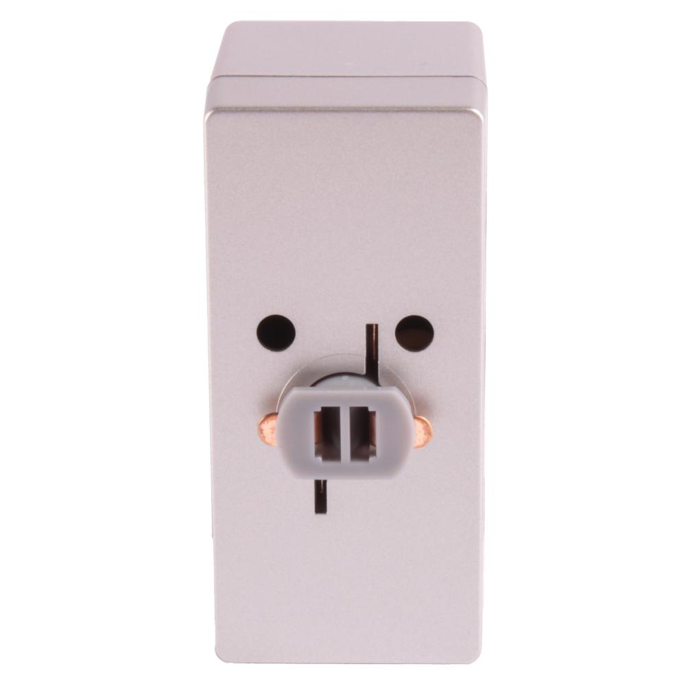 Dometic USB Lader voor 12V Lichtrail Zilver Dometic USB Lader voor 12V Lichtrail Zilver