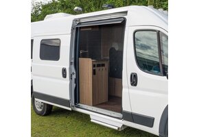 Remicare Van Ducato X250/290 MH2 LH2/3 171x125cm