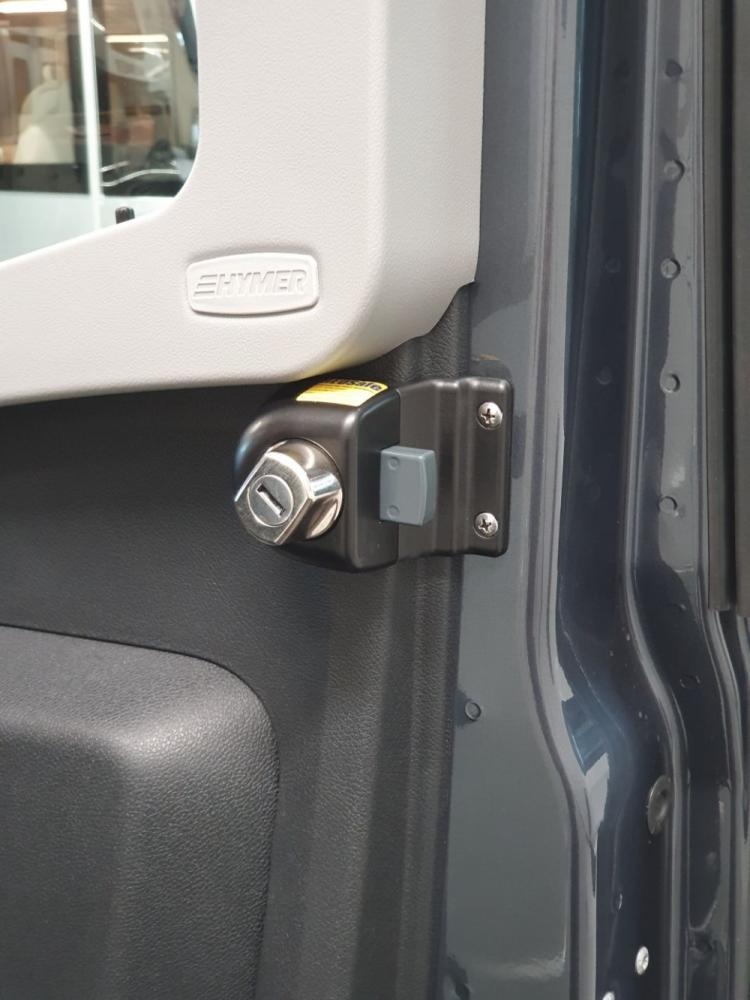HEOSafe Mercedes Sprinter>2018 Schuifdeur, 2 keys