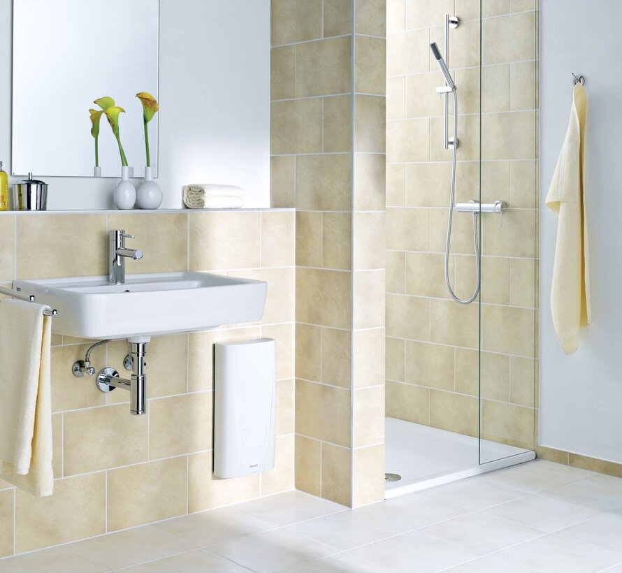 Clage DBX 400 Volt Nouvelle génération - Chauffe-eau instantané 400 Volt - Dans un boîtier compact