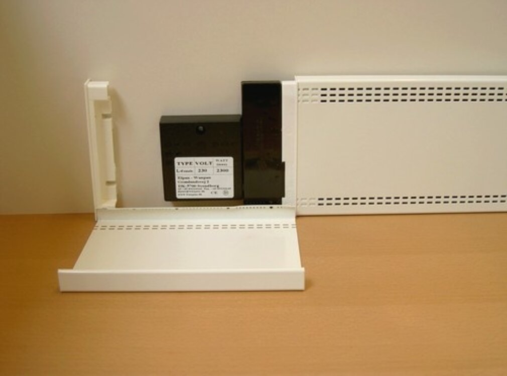 Elpan Elpan plintverwarming aansluiting  (L) aansluitdoos