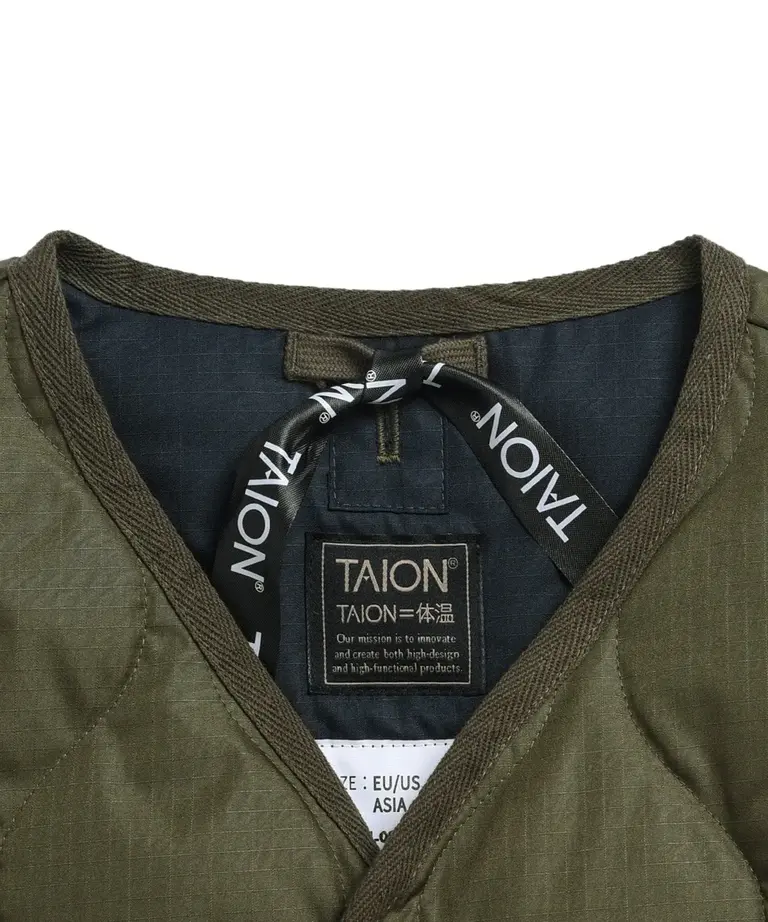 taion Military w-zip v-neck down vest olive