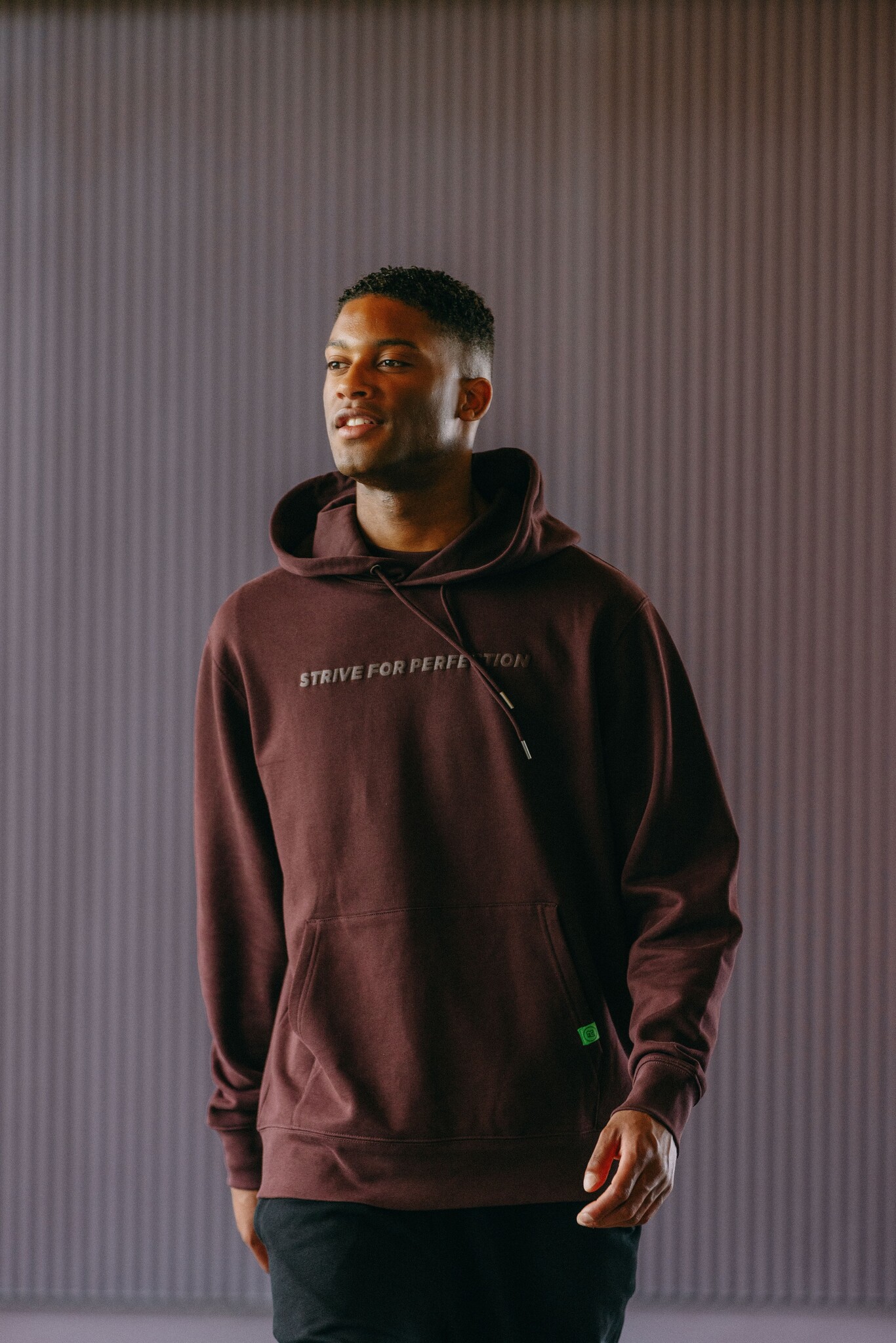 R.EV STRIVE FOR PERFECTION HOODIE BROWN