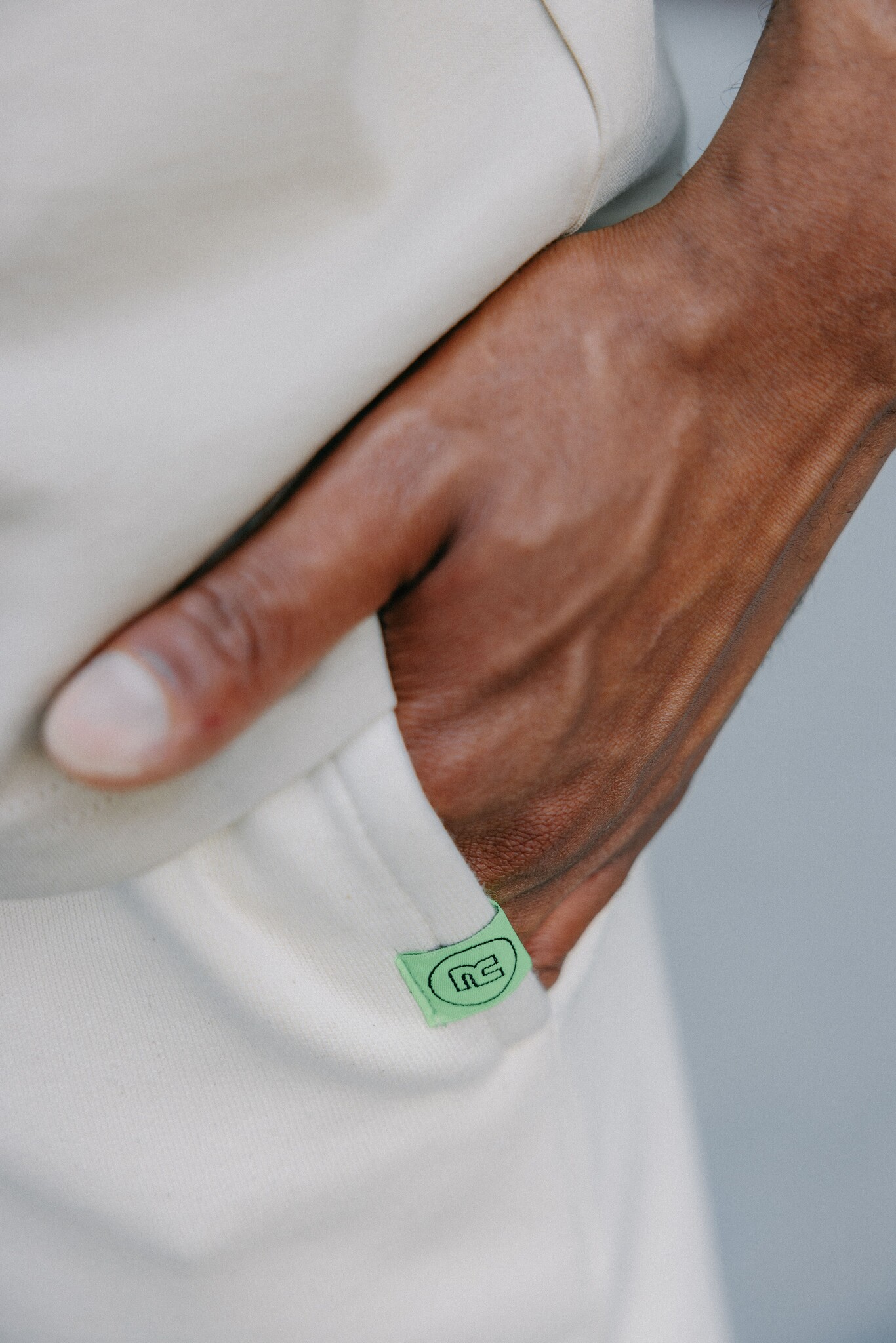 R.EV STRIVE FOR PERFECTION JOGGING PANTS NATURAL RAW