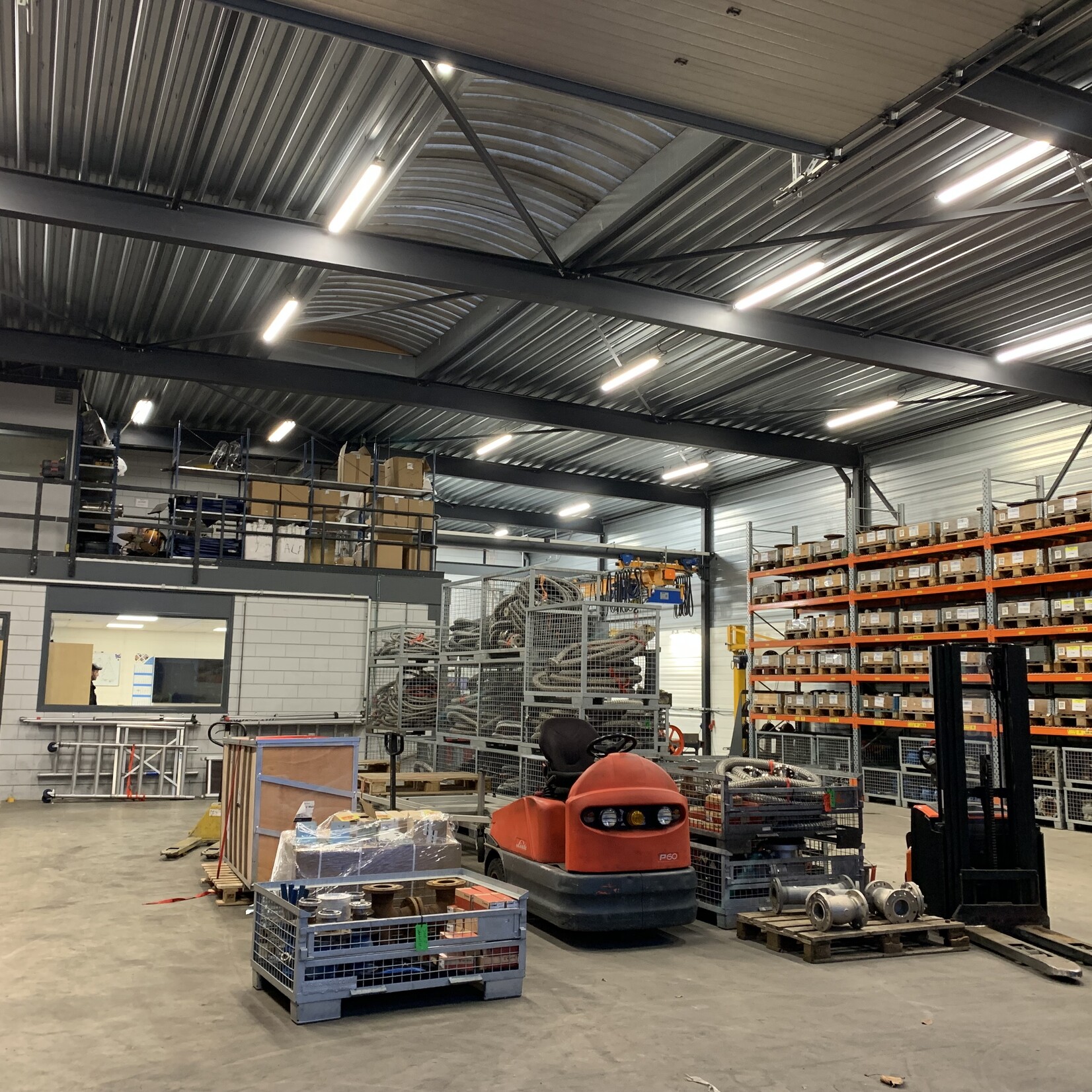 CONDARMATIC LOA1 LED OPOUWARMATUUR 150CM Multi-Power & Multi-CCT