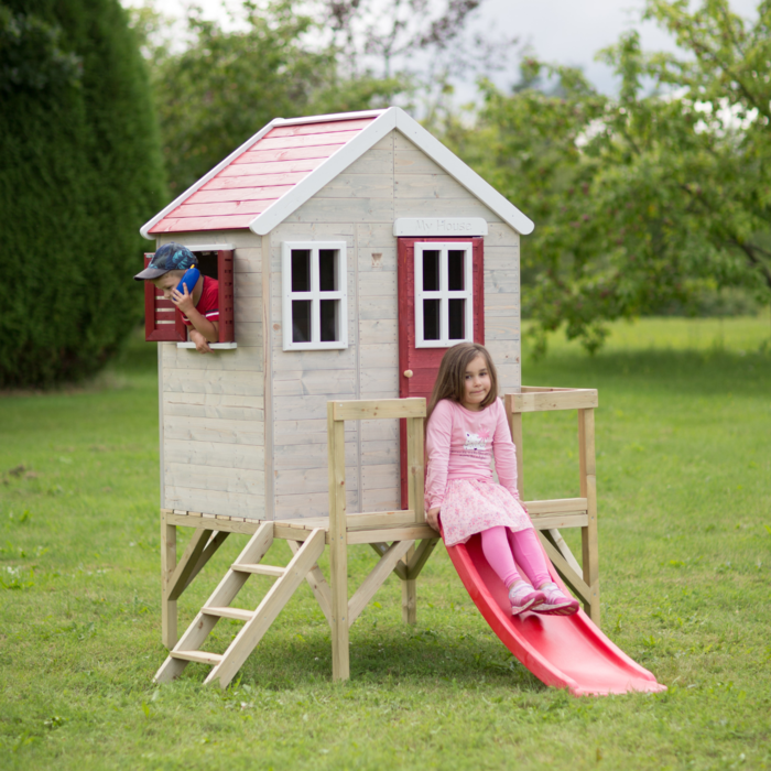 Speelhuis hout op platform met glijbaan | rood