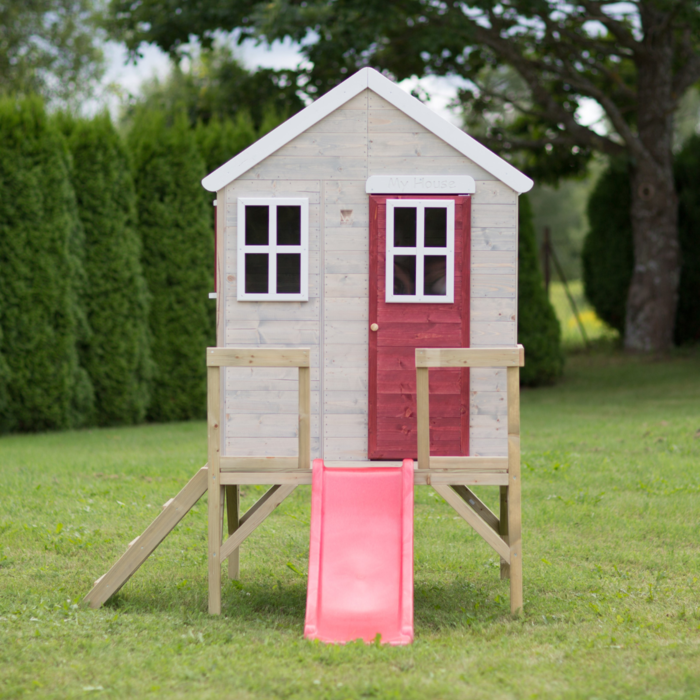 Speelhuis hout op platform met glijbaan | rood