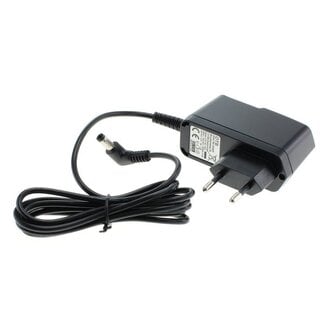 OTB Voedingsadapter 9V / 1A / 9W - 5,5mm x 2,5mm voor o.a. Nintendo (NES), Super Nintendo (SNES) en Native Instruments (Traktor) - 1,5 meter