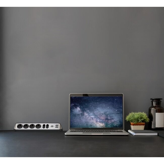 Brennenstuhl Estilo hoek-stekkerdoos met 6 contacten (4+2) en 2x USB / zwart/RVS - 2 meter