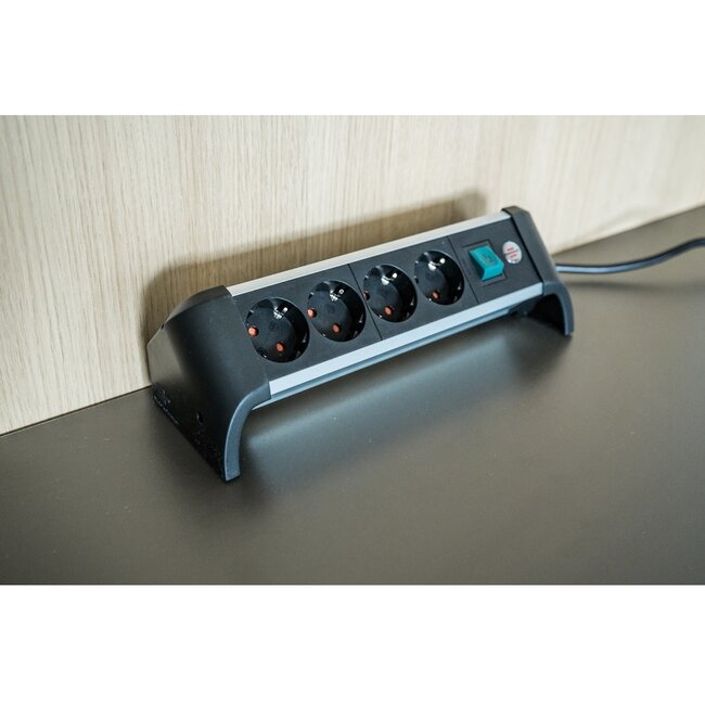 Brennenstuhl Alu-Office-Line stekkerdoos met 4 contacten / zwart - 1,8 meter