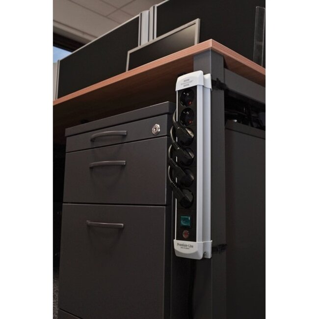 Brennenstuhl Premium-Line stekkerdoos met 4 contacten / wit - 1,8 meter