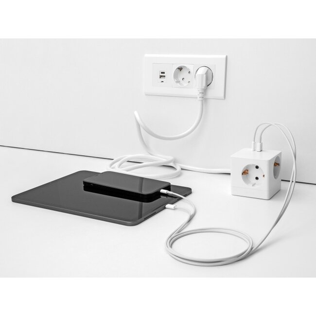 Delock Extension Socket Cube 3-way with childproof lock and USB PD 3.0 charger 20 W, 1.5 m cable, white