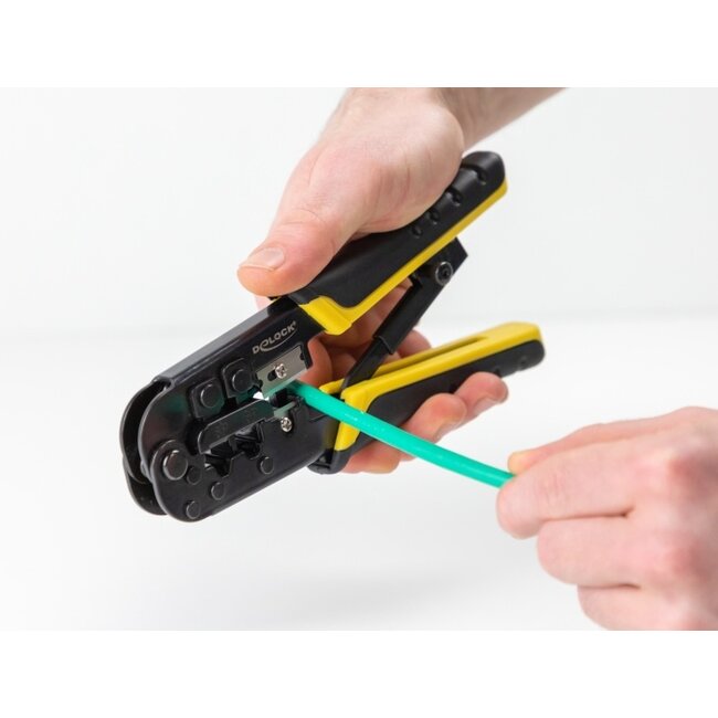 Delock Universal Crimping Tool with wire stripper for 8P (RJ45) or 6P (RJ12/11) plugs