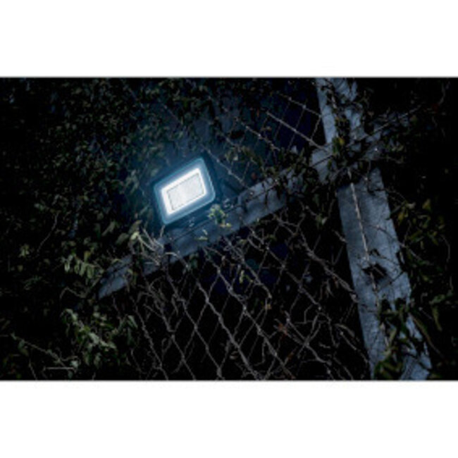 LED Spotlight JARO 20060 / LED Floodlight 150W voor buitengebruik (LED Outdoor Light voor wandmontage, met 17500lm, gemaakt van hoogwaardig aluminium, IP65)