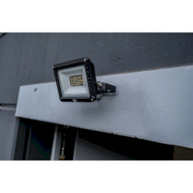 LED Spotlight JARO 3060 / LED Floodlight 20W voor buitengebruik (LED Outdoor Light voor wandmontage, met 2300lm, gemaakt van hoogwaardig aluminium, IP65)
