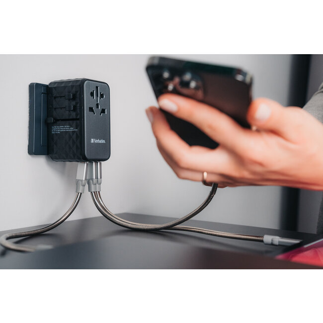 Verbatim UTA-06 universele reisadapter | 2x USB-A + 2x USB-C | 100W | GaN