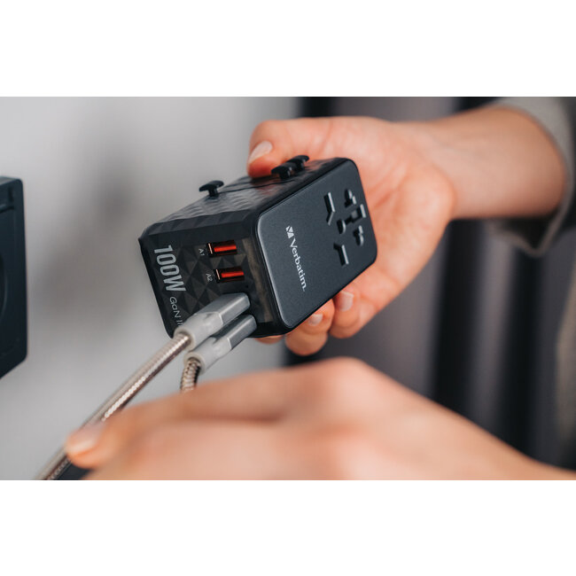Verbatim UTA-06 universele reisadapter | 2x USB-A + 2x USB-C | 100W | GaN