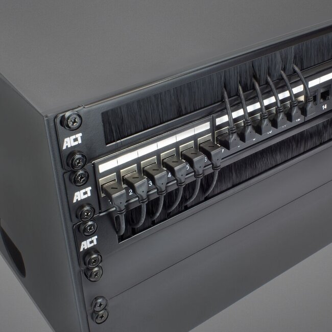 UTP CAT6a slimline netwerkkabel | haaks (boven) / recht | LSZH | zwart | 3 meter